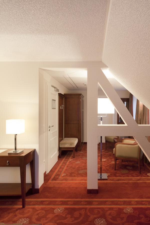 Zu Den Drei Linden Hotel Wermelskirchen Room photo